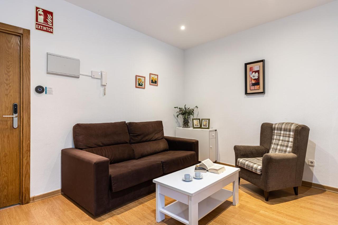 Waou Apartamentos En Sol Confort 3 Madrid Bagian luar foto